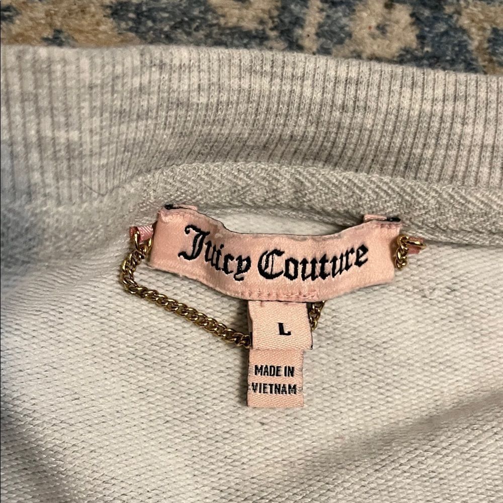 Juicy Couture Live Fast Die In Couture Gray Graphic Pullover Top Comfy Cozy - Picture 8 of 9